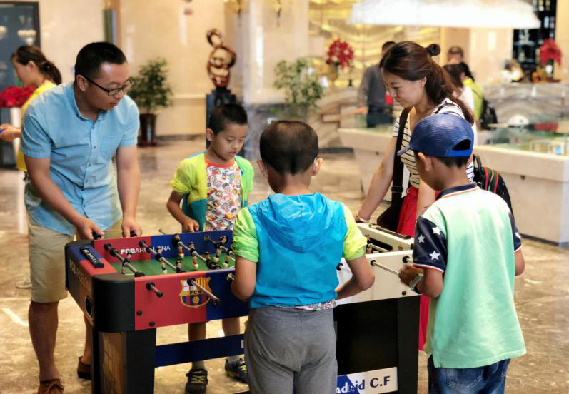 百酈灣舉辦“激情夏日，足球盛宴”活動(dòng)