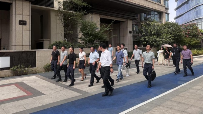 新都區(qū)領導帶隊督導檢查百酈錦城項目安全生產(chǎn)工作